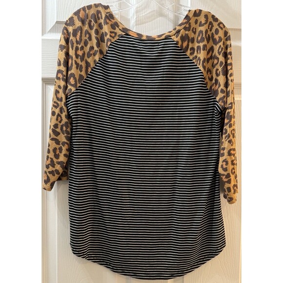 Maurices Striped Leopard Top Size Medium Black Brown 3/4 Sleeve Tee Shirt NWOT - Picture 2 of 8